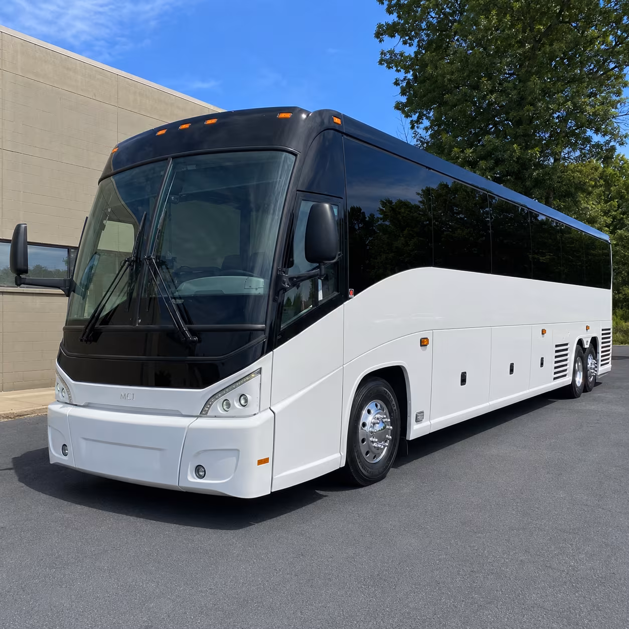 charter buses for avondale wedding ceremony and reception