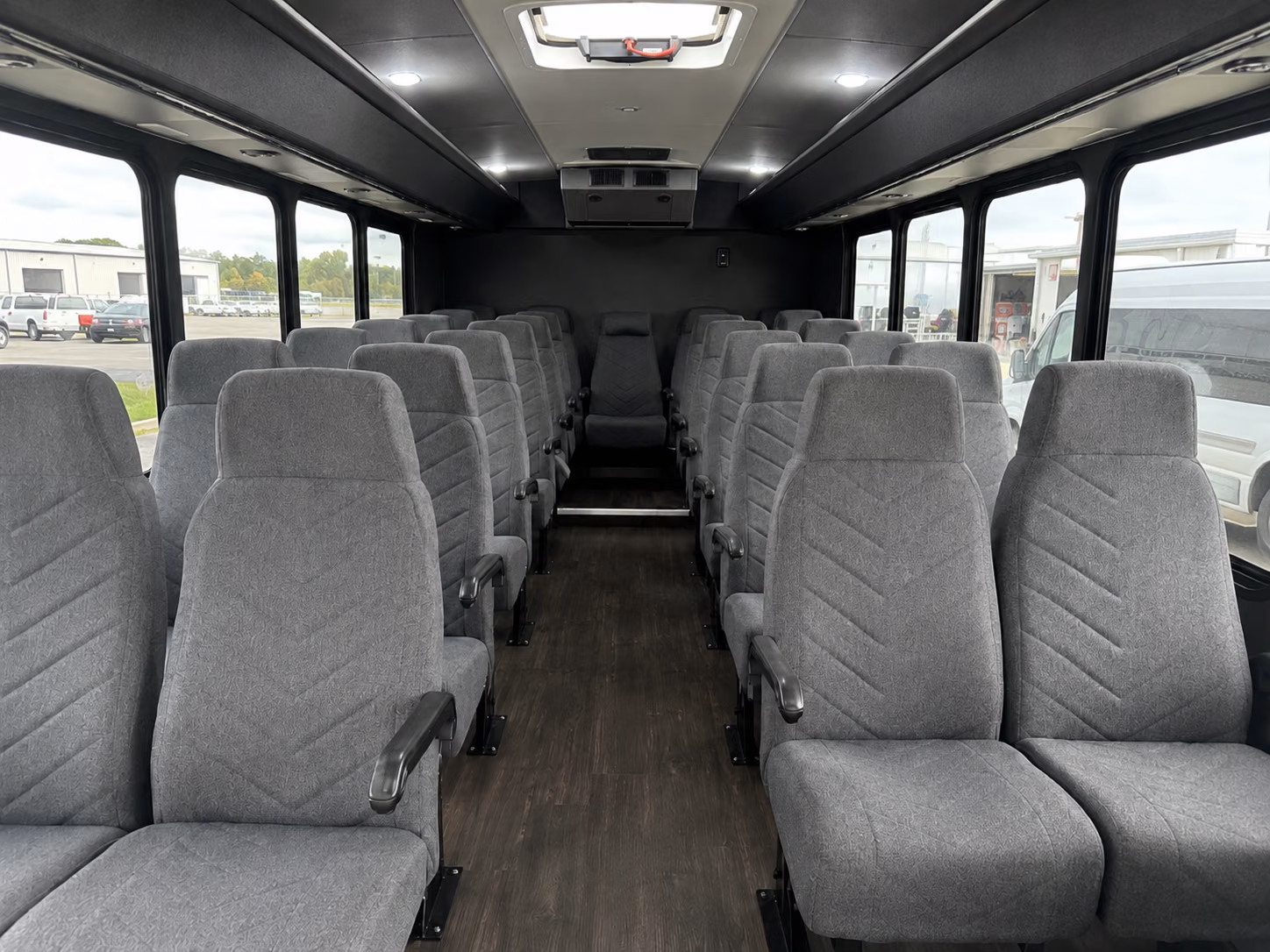 find and book transportation for your next airport transfer 2