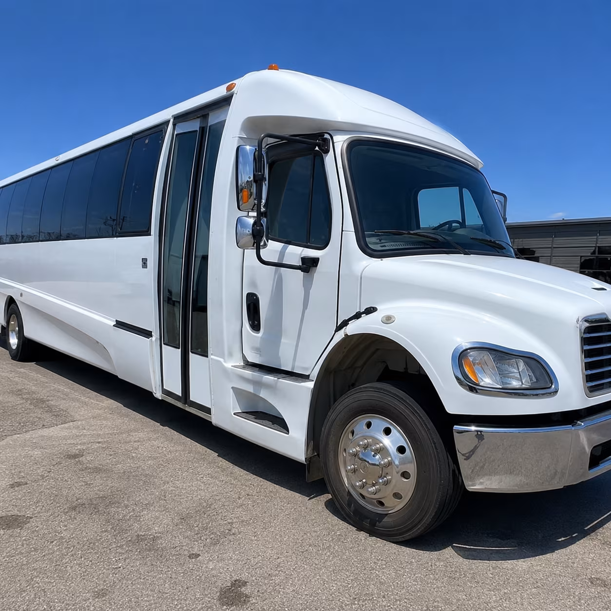 minibuses for smaller prom groups heading to phoenix area venues