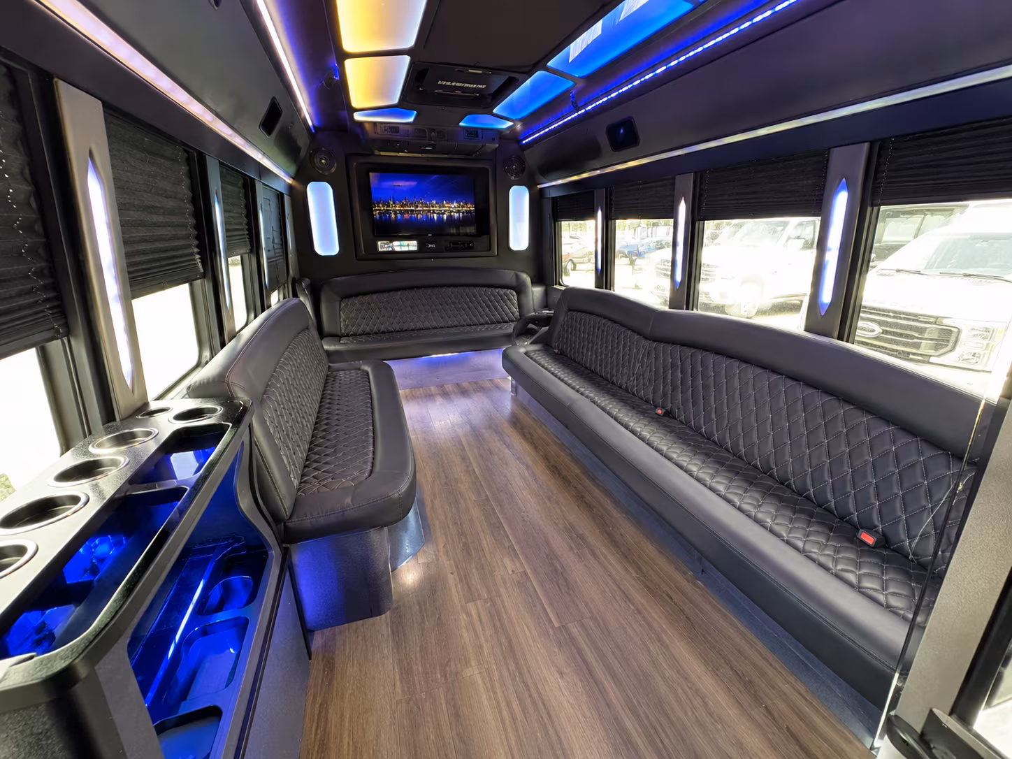 quinceanera and sweet 16 party buses in avondale
